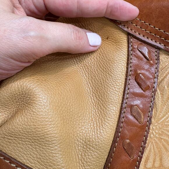 Fossil Vintage Tooled Leather Hobo Bag Embossed Floral Boho Two-Tone Tan 75082 - Picture 8 of 16